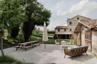Agriturismo Qui Voglio Abbazia di Sant'Elena 주변 호텔