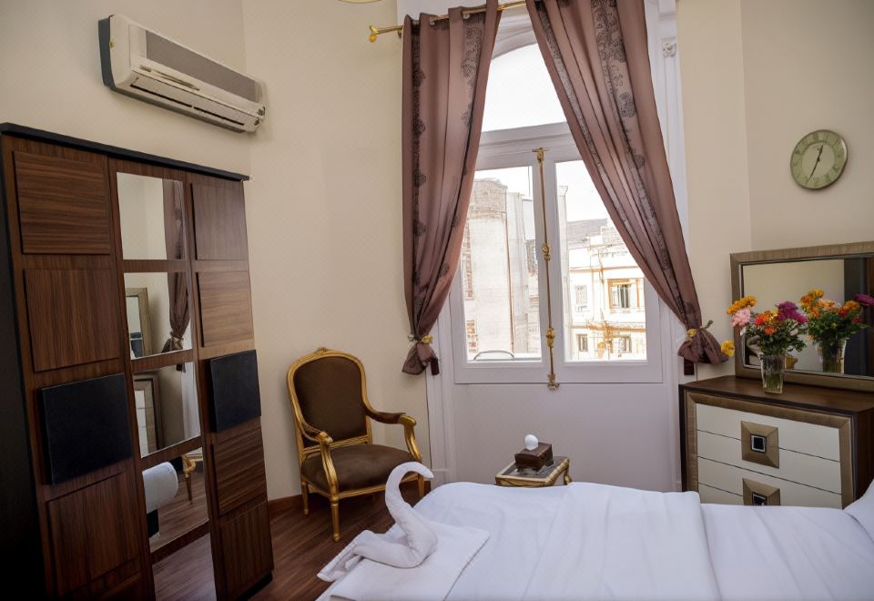 호텔 그랜드 로열 로비