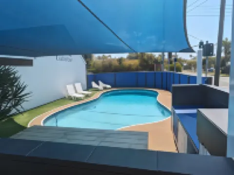 Moffat Beach Motel Caloundra Hotels in Caloundra