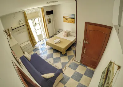 Spanish Galleon Lodge