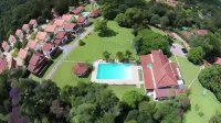 Aconchegos Ile de France Hotels in Visconde De Maua