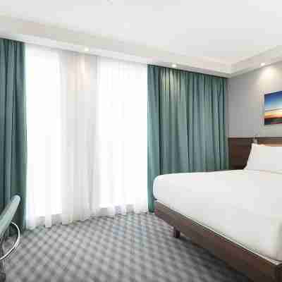 Hampton by Hilton London Stansted Airport Rooms