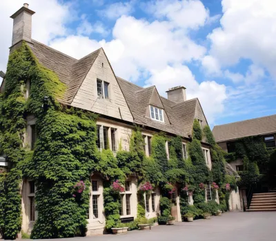 Hatton Court Hotel
