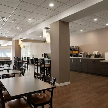 HOTEL VERSEY CHICAGO LINCOLN PARK Отели рядом с достопримечательностью «Второй город»
