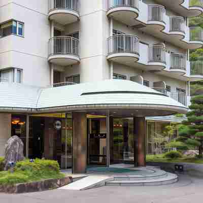 新樺川観光ホテル Hotel Exterior