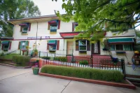 Woodstock Inn Bed & Breakfast