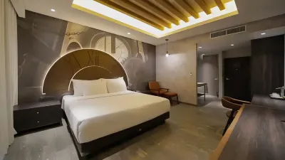 Jamboo Kingdom Hotel & Resort