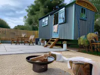 St. Kew Shepherd Huts Hotels in Washaway
