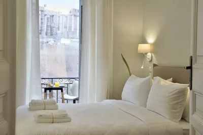 1900 Athenian House Hotels in Victoria
