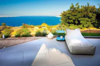 Plethora Luxury Suites