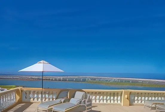 科羅娜城堡酒店