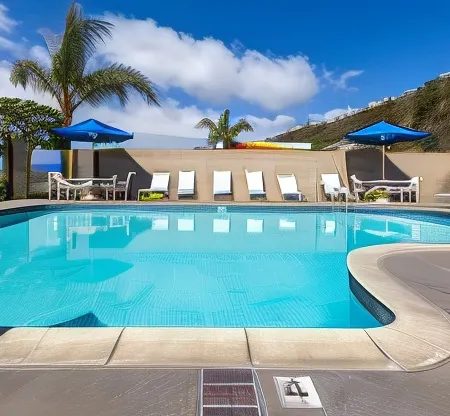 Capistrano SurfSide Inn