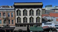 Gaslamp Hostel