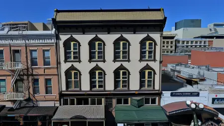 Gaslamp Hostel