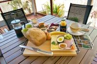 Witches Falls Cottages Hotels in Wongawallan