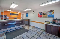 Motel 6 Warren, MI - Detroit East