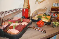 Le Petit Palais - Hotel/Pension - Frühstück