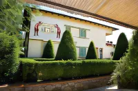 Casale Dell'Orso Hotels in Momigno