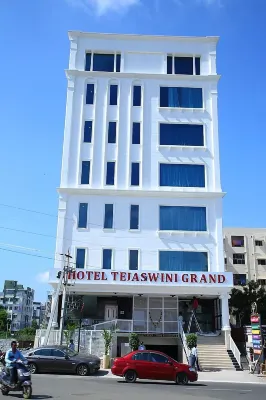 Hotel Tejaswini Grand 페풀라 비디 공원 주변 호텔