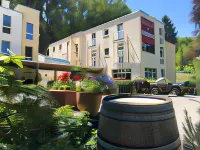 Schroeders Stadtwaldhotel Hotel di Kordel
