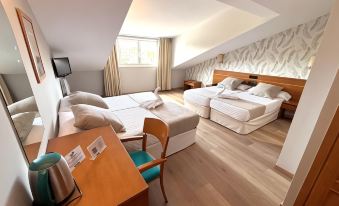 Hotel Atalaya I