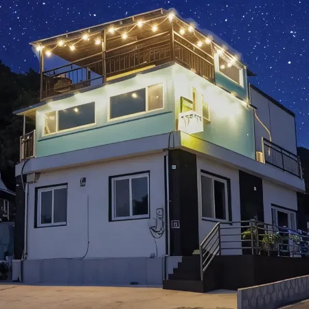 Yeosu Yeogiyo Pension