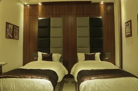 Kadi Hotel Najran Hotel Apartment Отели в г. Найран