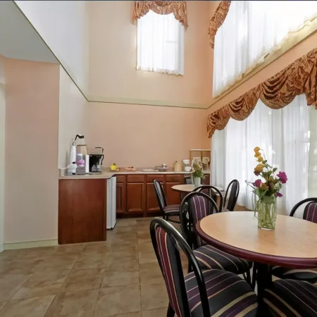 Americas Best Value Inn Anderson Отели в г. Андерсон