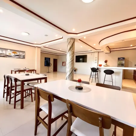 Shas Resort