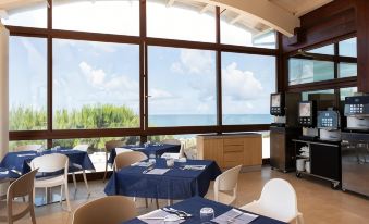 Canado Club Family Village