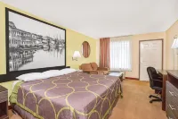 Super 8 by Wyndham Sumter