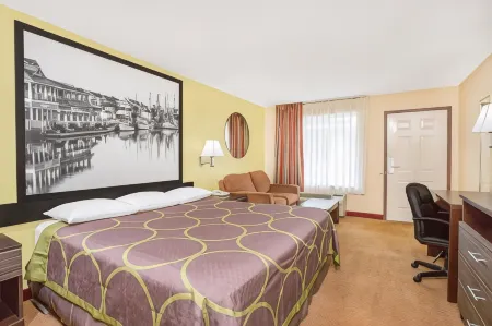 Super 8 by Wyndham Sumter