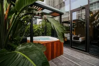 Quartz Hotel & Spa - Hot Tub