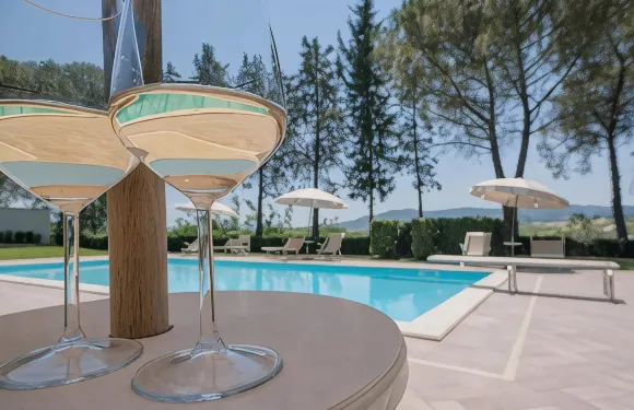 瓦羅思農莊農業有限公司酒店