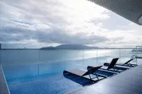 Majestic Premium Hotel - Infinity Pools