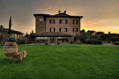 Locanda Poggioleone|Hotel e Ristorante Lago Trasimeno Hotel in zona Lago Trasimeno