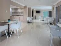 Global Village Guest House - พร้อมอาหารเช้า