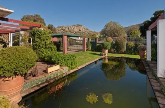 Brown Jug Guest House Hoteles en 