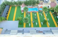 Zaman Homeland Hotel - Pools