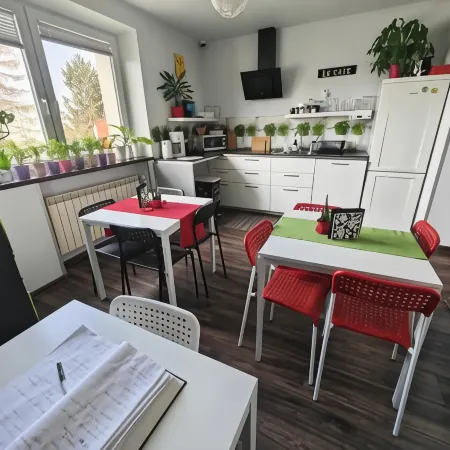7th Room Guest House