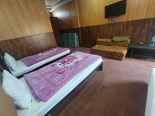 Saman Hotel