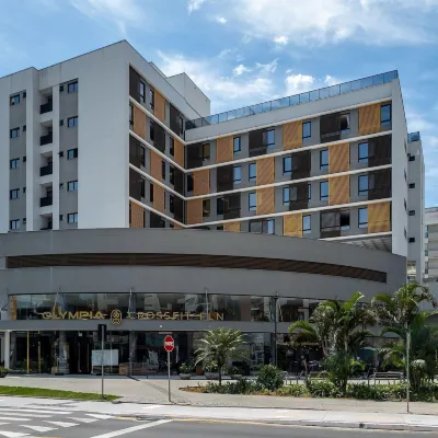 SSG Estúdios próximos a Ufsc em Florianópolis Hotels near Floripa Mall