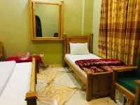 Hotel Five Star & Restaurant Hotels near Chena Market