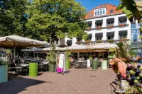 Hotel et le Cafe de Paris Hotels in Apeldoorn