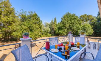 Marina Gouvia Family Villa by Konnect - Housity