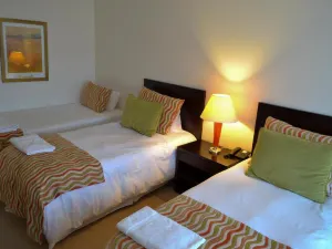 昆託艾樂門託酒店