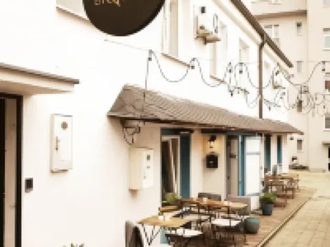 Schöndorf Hostel - Virtual Reception โรงแรมใกล้โบสถ์เซนต์อลิซาเบธ