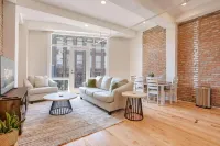 Roami at the Churchill | 2 Bedroom w/ Balcony