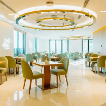 HE Hotel Apartments Отели рядом с достопримечательностью «Комплекс Дубай-Студио-Сити»