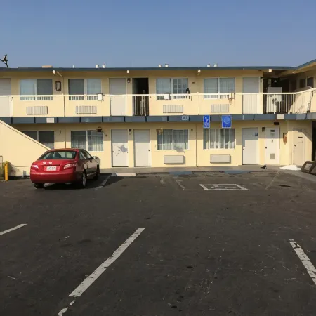 Economy Inn Seaside
